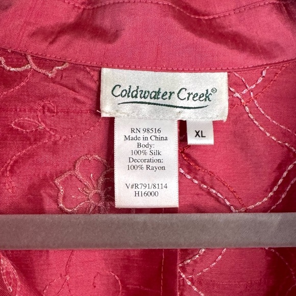 Coldwater Creek 100% Silk Red Floral Embroidered ButtonUp Shirt Women’s XL Artsy - Picture 3 of 5
